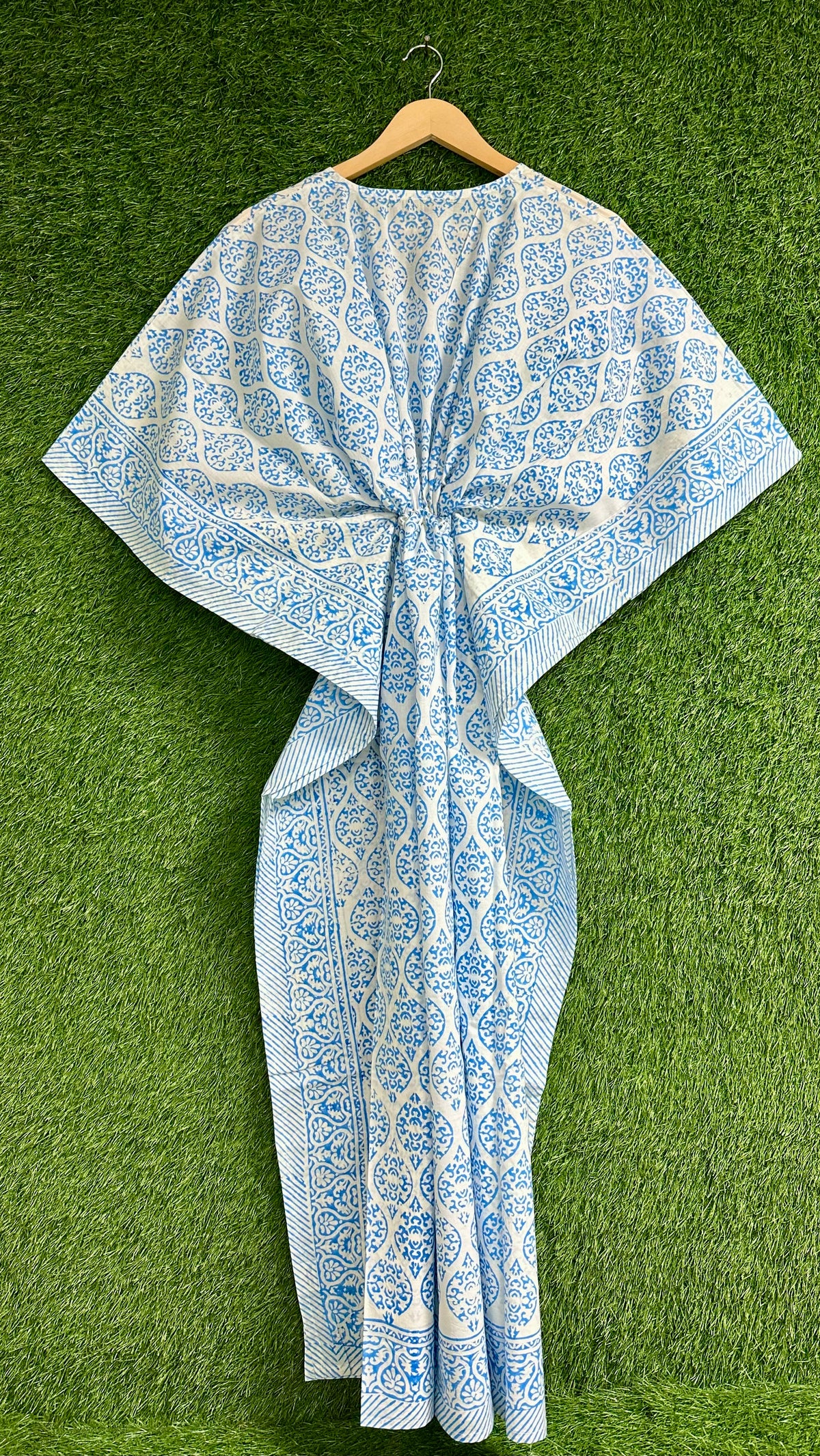 Hand Block Printed Kaftan in white with blue arabesque Moroccan print and batwing sleeves