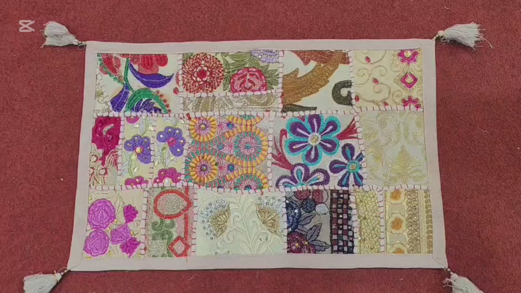 Bling Bling Gold Patchwork Embroidered Table Runner with 6 Table Mats