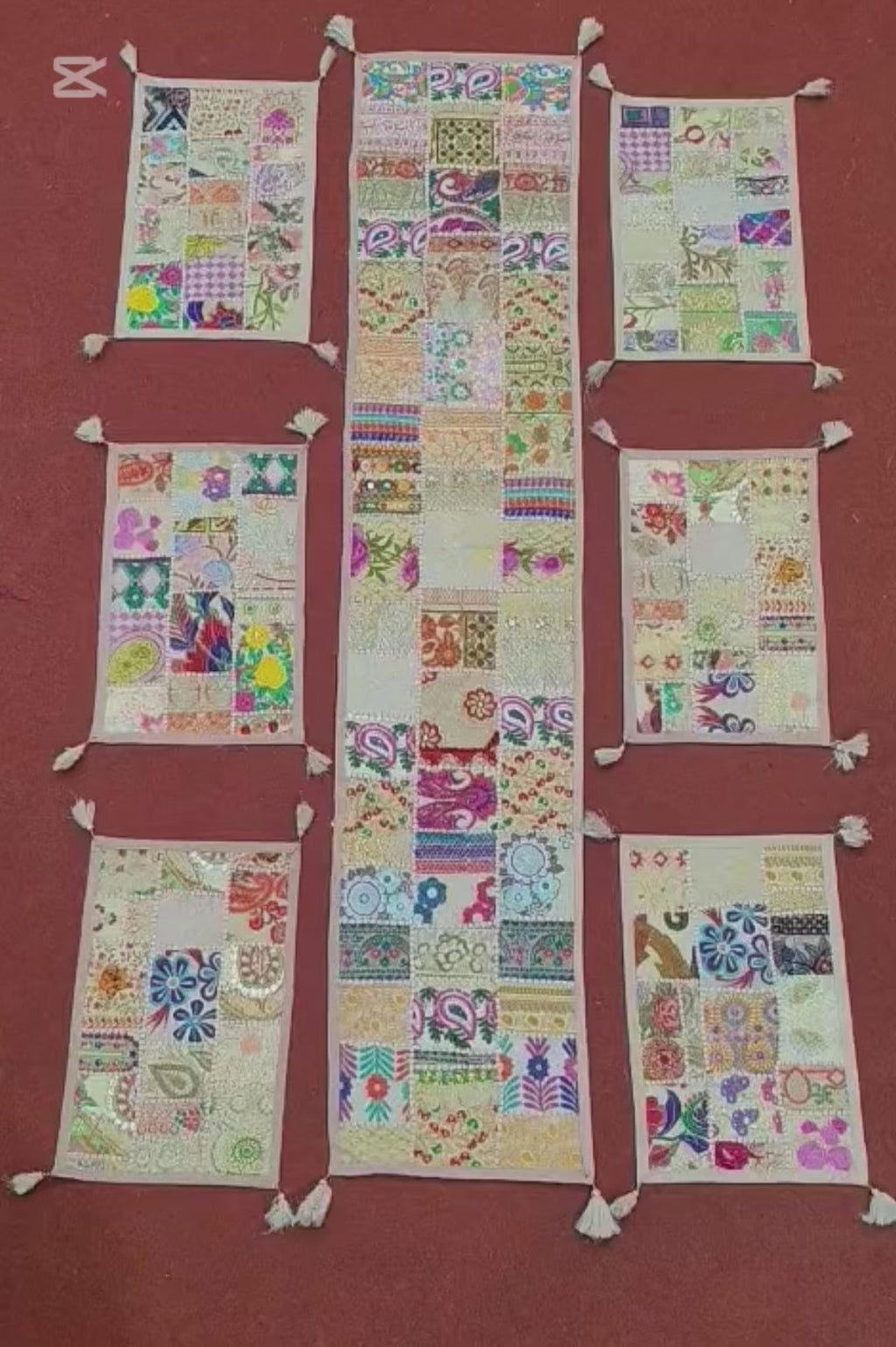 Bling Bling Gold Patchwork Embroidered Table Runner with 6 Table Mats