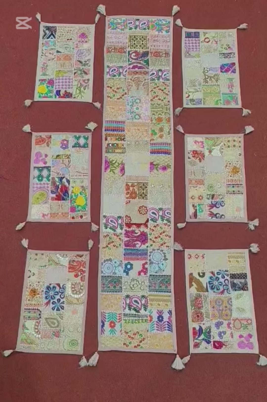 Bling Bling Gold Patchwork Embroidered Table Runner with 6 Table Mats